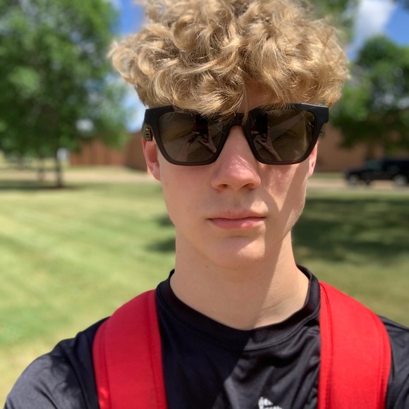 Meet your Posher, Isaiah - Picture 1 of 1